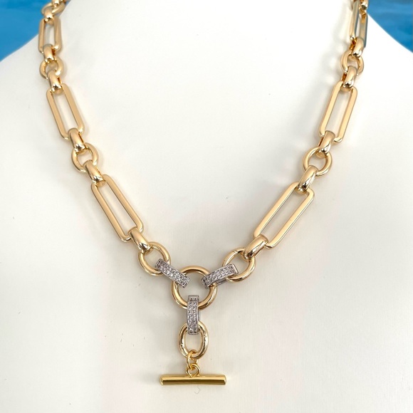 Jewelry - Chunky 18k Gold Fill Mixed Paperclip Chain Necklace Status T Bar Circle Toggle